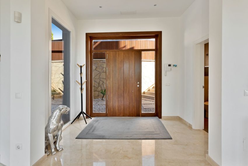 R5198476-Villa-For-Sale-El-Rosario-Detached-4-Beds-342-Built-3