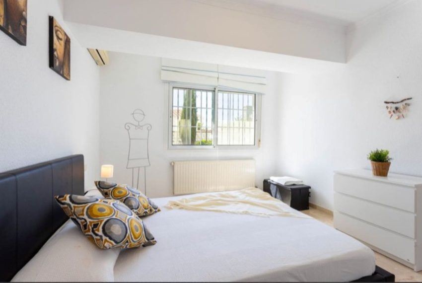 R5198479-Villa-For-Sale-Elviria-Detached-3-Beds-191-Built-14