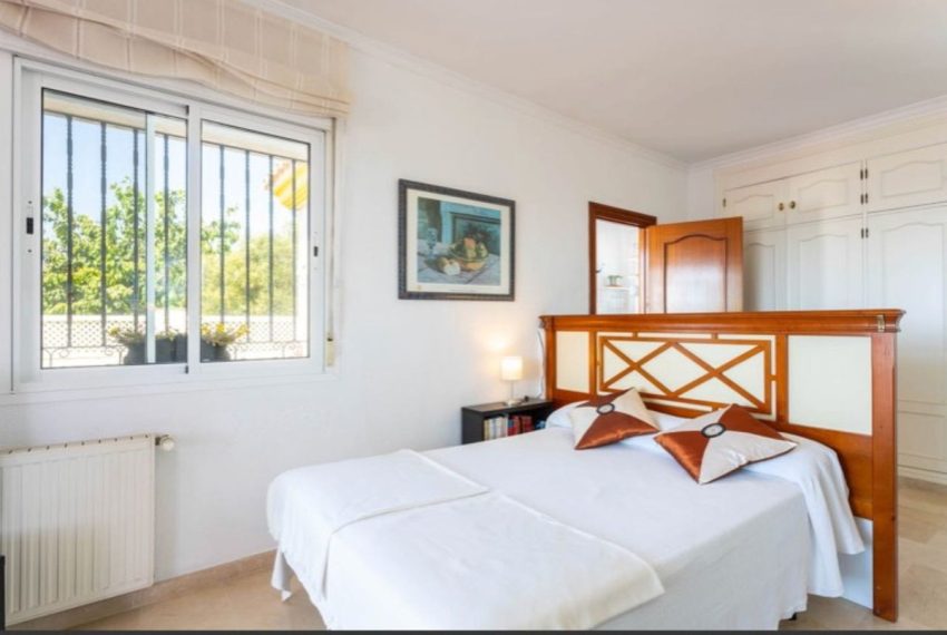 R5198479-Villa-For-Sale-Elviria-Detached-3-Beds-191-Built-19