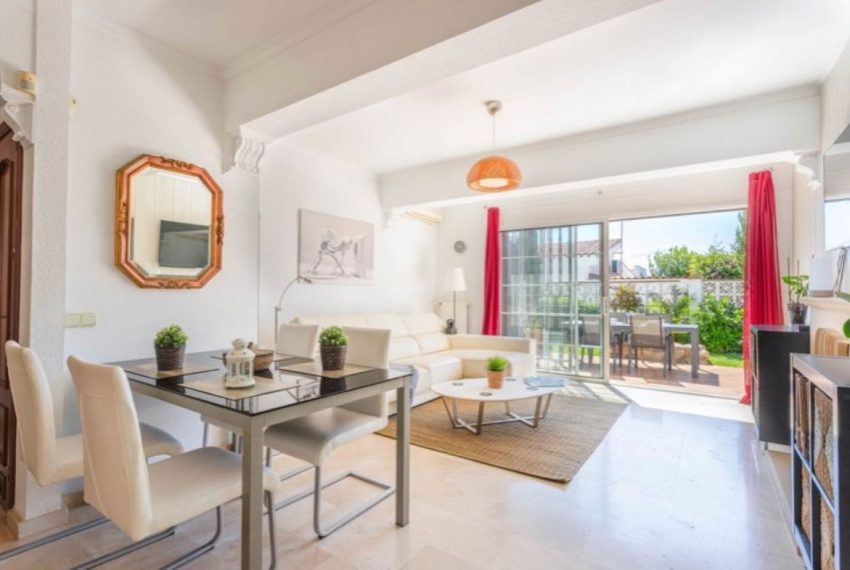 R5198479-Villa-For-Sale-Elviria-Detached-3-Beds-191-Built-3