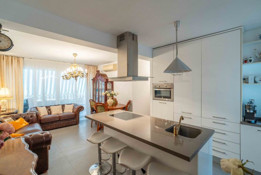 R5198500-Apartment-For-Sale-Marbella-Middle-Floor-3-Beds-66-Built