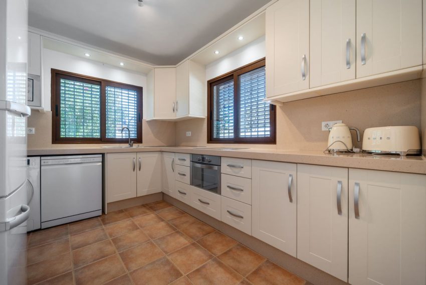 R5198512-Villa-For-Sale-Elviria-Detached-2-Beds-128-Built-4