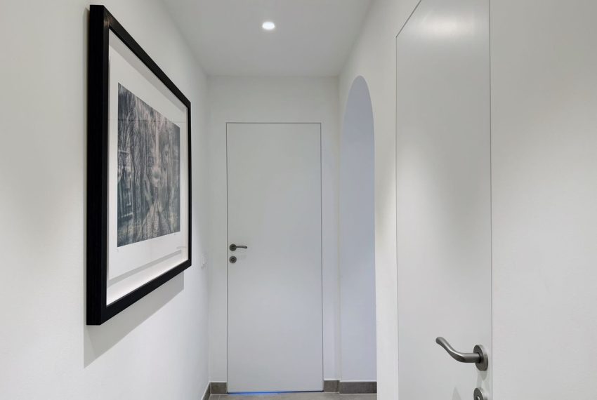 R5198710-Apartment-For-Sale-The-Golden-Mile-Middle-Floor-3-Beds-153-Built-15