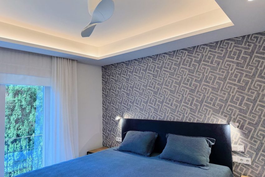 R5198710-Apartment-For-Sale-The-Golden-Mile-Middle-Floor-3-Beds-153-Built-19