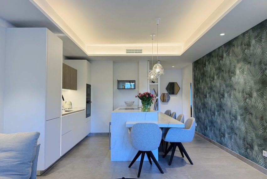 R5198710-Apartment-For-Sale-The-Golden-Mile-Middle-Floor-3-Beds-153-Built-6