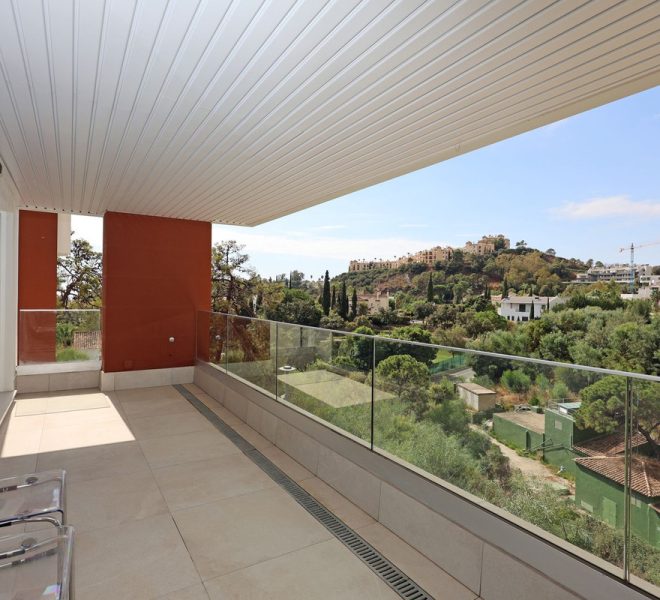 R5198830-Image 1-Middle Floor - 2 Beds - 80 Built