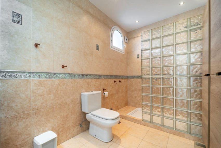 R5199328-Villa-For-Sale-Calahonda-Detached-3-Beds-197-Built-16