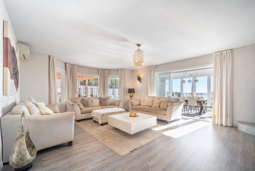 R5199328-Villa-For-Sale-Calahonda-Detached-3-Beds-197-Built-4