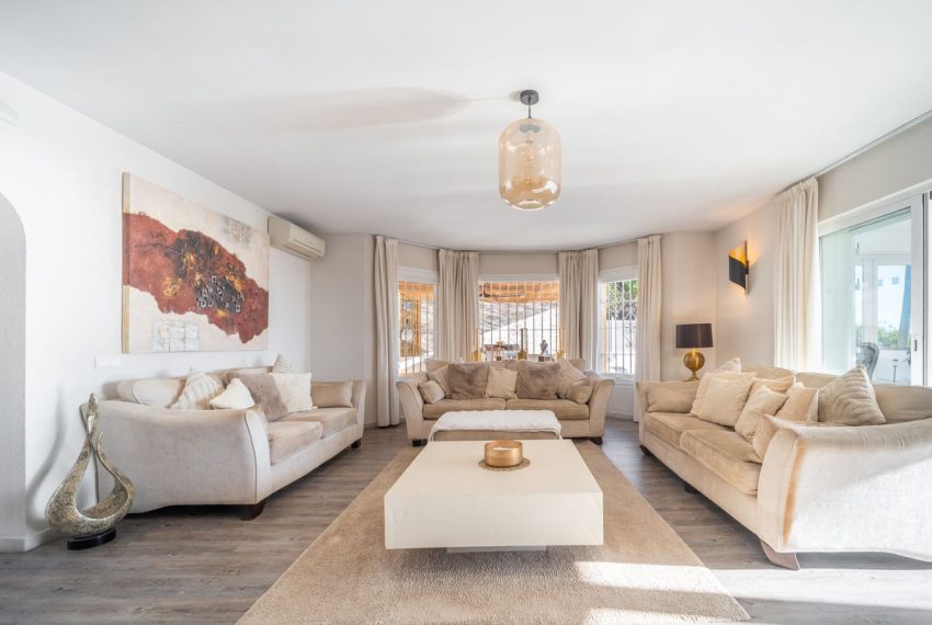 R5199328-Villa-For-Sale-Calahonda-Detached-3-Beds-197-Built-5