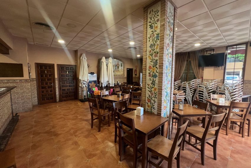 R5199409-Villa-For-Sale-Estepona-Semi-Detached-4-Beds-350-Built-10