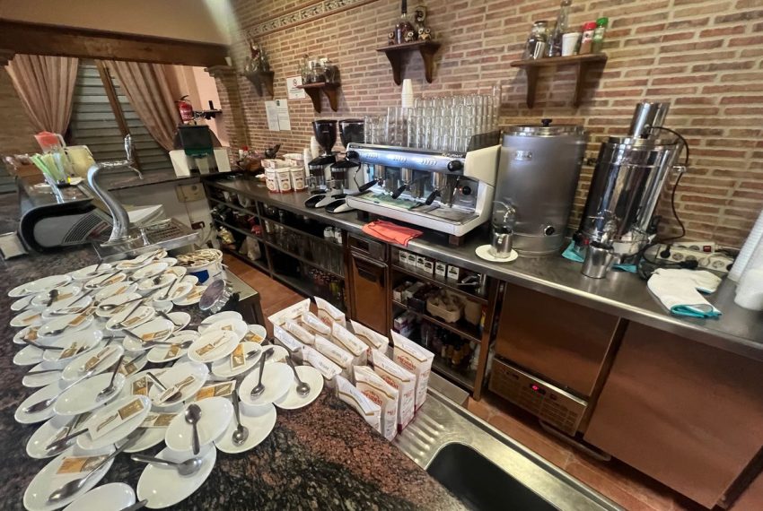 R5199409-Villa-For-Sale-Estepona-Semi-Detached-4-Beds-350-Built-13