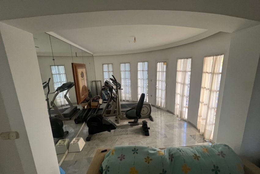 R5199409-Villa-For-Sale-Estepona-Semi-Detached-4-Beds-350-Built-15