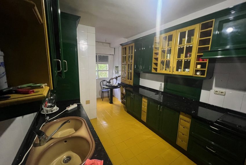 R5199409-Villa-For-Sale-Estepona-Semi-Detached-4-Beds-350-Built-18