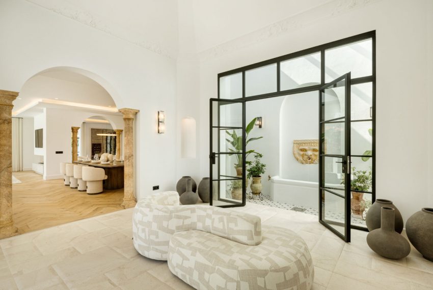 R5199481-Villa-For-Sale-Benahavis-Detached-5-Beds-492-Built-2