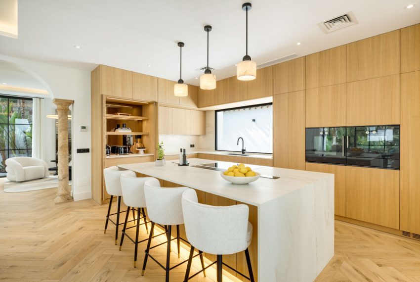 R5199481-Villa-For-Sale-Benahavis-Detached-5-Beds-492-Built-4