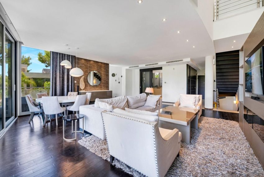 R5199784-Townhouse-For-Sale-Sierra-Blanca-Terraced-2-Beds-322-Built-2