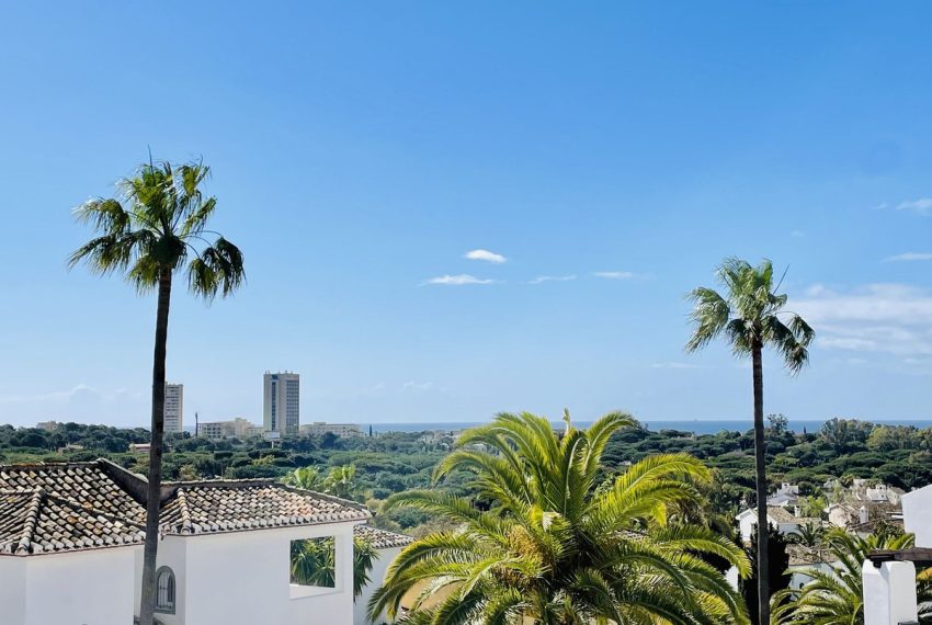 R5200192-Villa-For-Sale-Elviria-Detached-5-Beds-207-Built-10