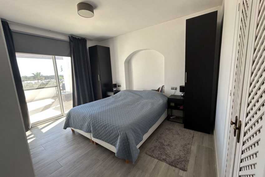 R5200192-Villa-For-Sale-Elviria-Detached-5-Beds-207-Built-13