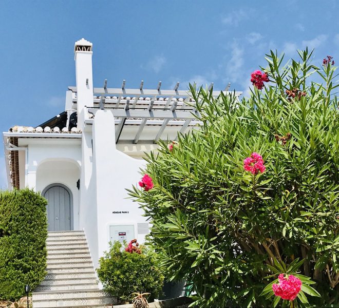 R5200192-Image 1-Detached - 5 Beds - 207 Built