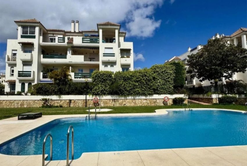 R5200240-Apartment-For-Sale-Nueva-Andalucia-Ground-Floor-2-Beds-72-Built