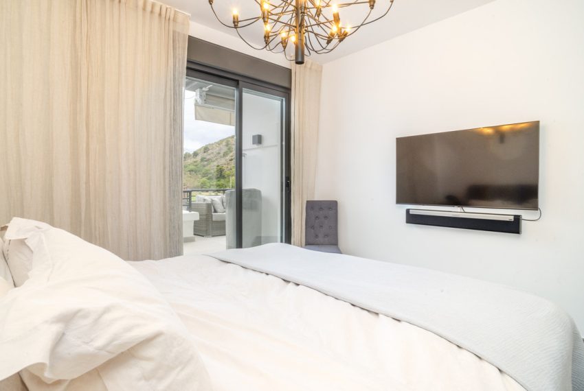 R5200330-Apartment-For-Sale-Los-Arqueros-Penthouse-2-Beds-168-Built-12