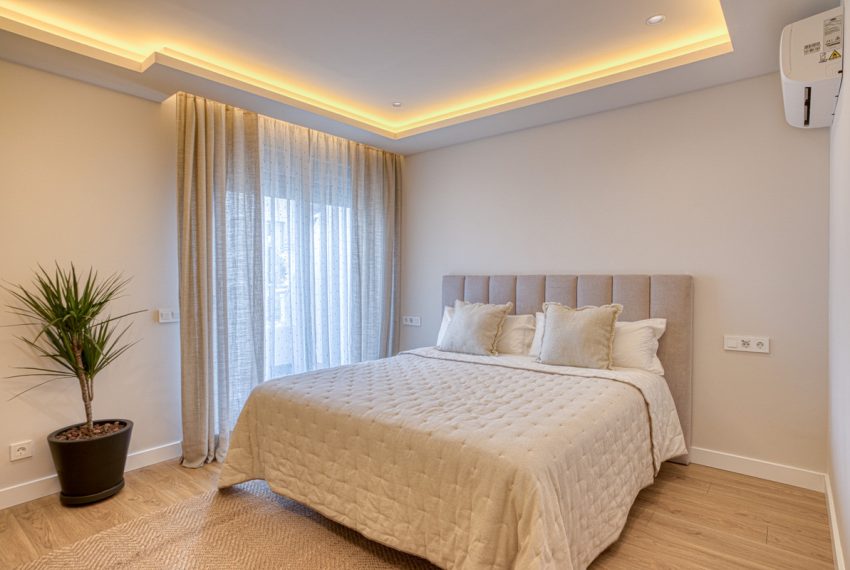 R5200375-Apartment-For-Sale-La-Cala-Golf-Penthouse-2-Beds-227-Built-5