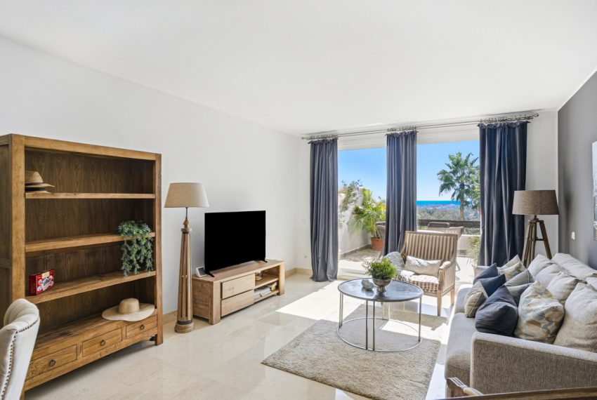 R5200378-Apartment-For-Sale-Nueva-Andalucia-Middle-Floor-2-Beds-150-Built-1