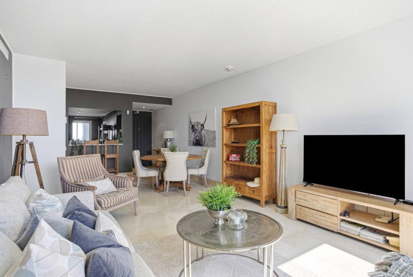 R5200378-Apartment-For-Sale-Nueva-Andalucia-Middle-Floor-2-Beds-150-Built-11