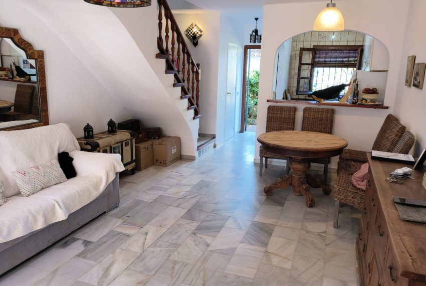 R5200438-Villa-For-Sale-Elviria-Semi-Detached-2-Beds-108-Built-4