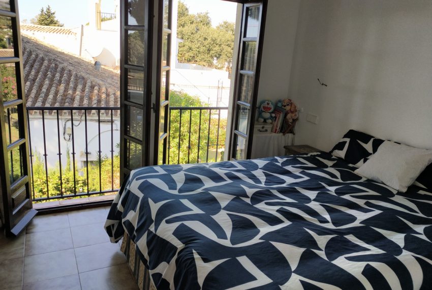 R5200438-Villa-For-Sale-Elviria-Semi-Detached-2-Beds-108-Built-8