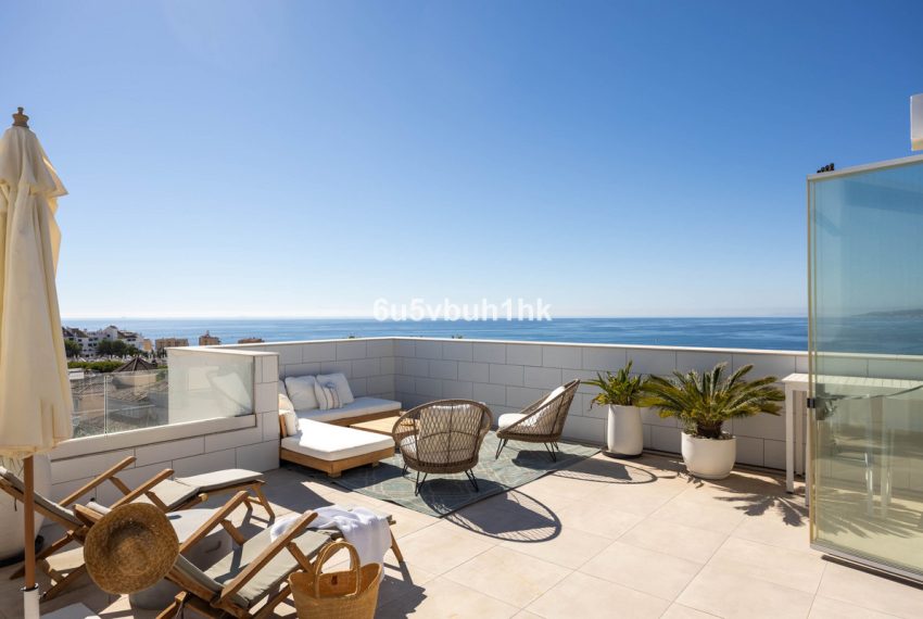 R5201203-Apartment-For-Sale-Estepona-Penthouse-3-Beds-146-Built