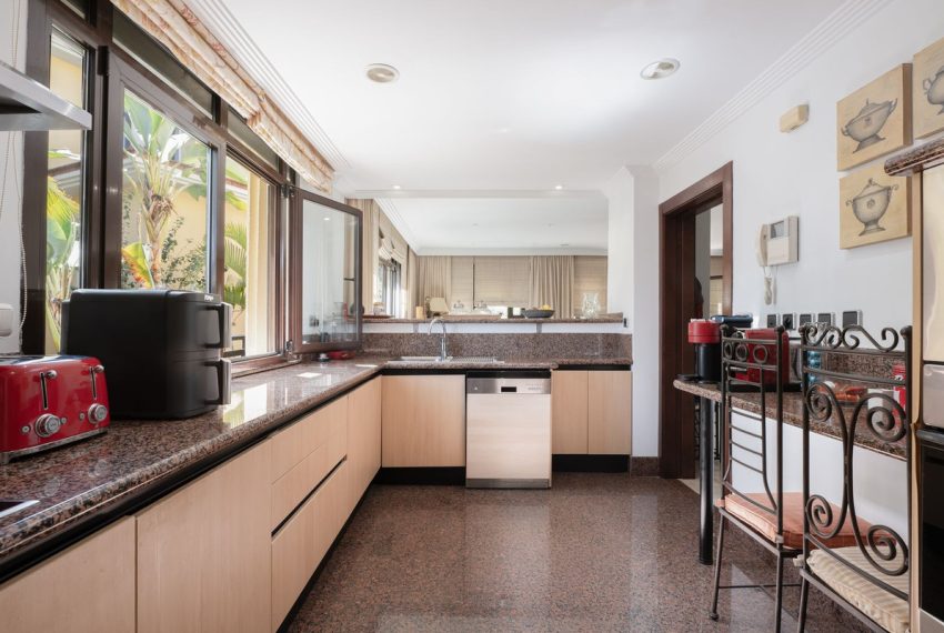 R5201335-Apartment-For-Sale-Puerto-Banus-Ground-Floor-2-Beds-204-Built-11