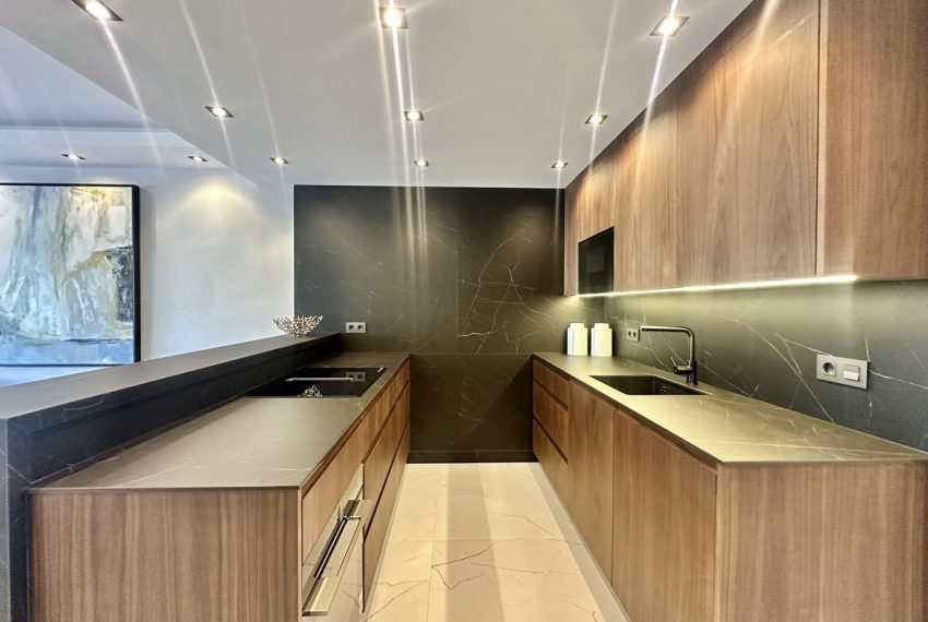 R5202604-Apartment-For-Sale-Nueva-Andalucia-Middle-Floor-3-Beds-120-Built-10