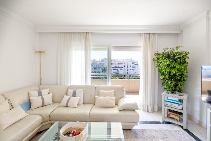 R5203030-Apartment-For-Sale-Puerto-Banus-Middle-Floor-3-Beds-136-Built-3