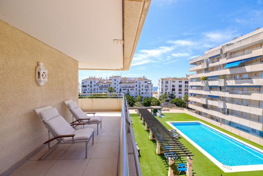 R5203030-Apartment-For-Sale-Puerto-Banus-Middle-Floor-3-Beds-136-Built