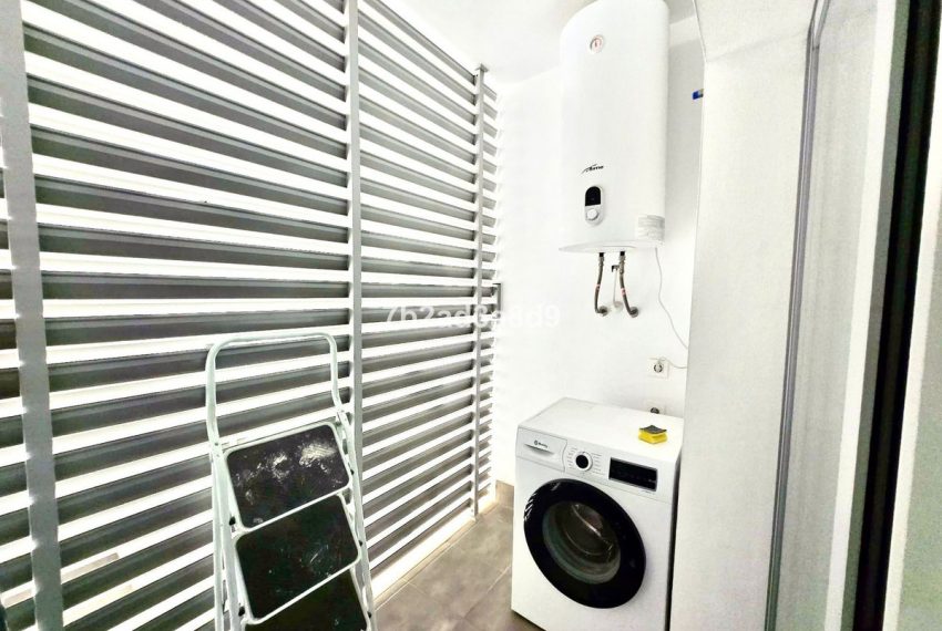 R5203078-Apartment-For-Sale-Nueva-Andalucia-Middle-Floor-3-Beds-108-Built-1