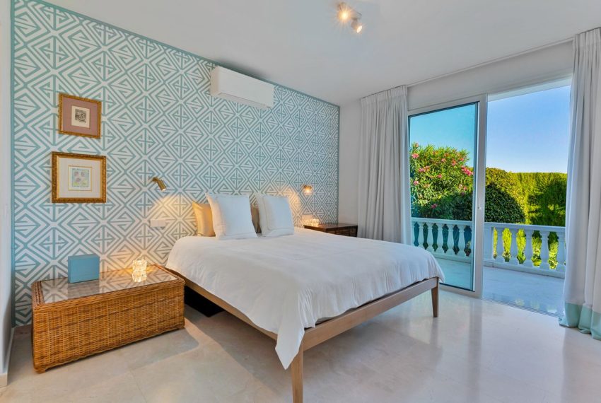 R5203084-Villa-For-Sale-El-Paraiso-Detached-3-Beds-272-Built-12