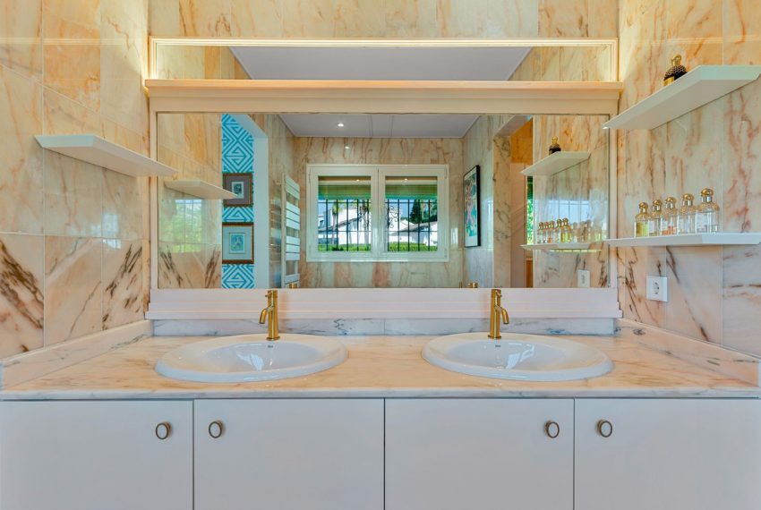 R5203084-Villa-For-Sale-El-Paraiso-Detached-3-Beds-272-Built-15