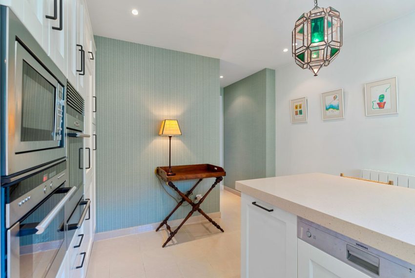 R5203084-Villa-For-Sale-El-Paraiso-Detached-3-Beds-272-Built-2