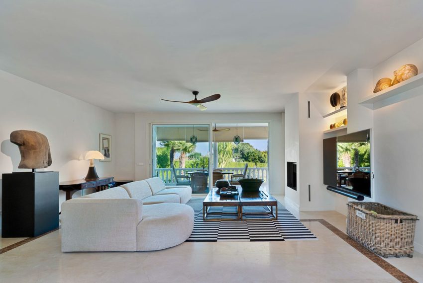 R5203084-Villa-For-Sale-El-Paraiso-Detached-3-Beds-272-Built-9