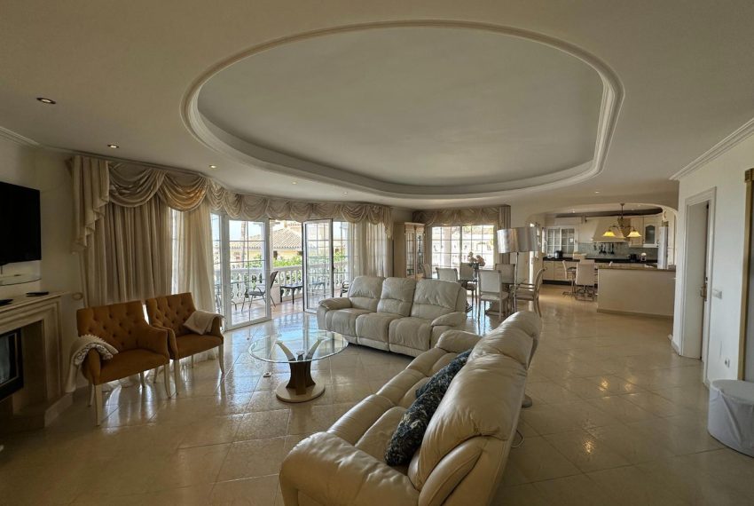 R5203087-Villa-For-Sale-Mijas-Detached-10-Beds-560-Built-1