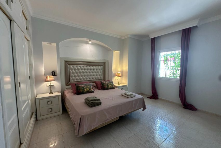 R5203087-Villa-For-Sale-Mijas-Detached-10-Beds-560-Built-2