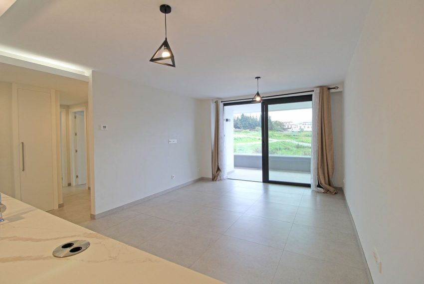 R5203099-Apartment-For-Sale-San-Pedro-de-Alcantara-Middle-Floor-2-Beds-100-Built