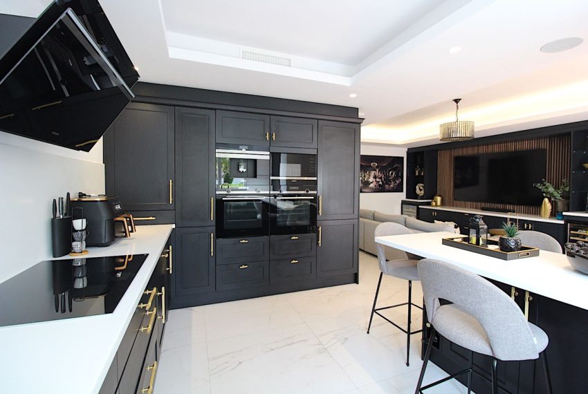 R5203198-Apartment-For-Sale-San-Pedro-de-Alcantara-Ground-Floor-4-Beds-179-Built-18