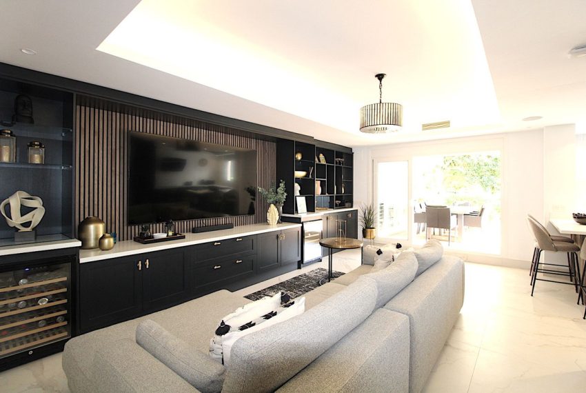 R5203198-Apartment-For-Sale-San-Pedro-de-Alcantara-Ground-Floor-4-Beds-179-Built-6