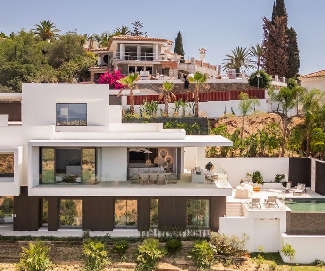 R5203291-Image 1-Detached - 4 Beds - 406 Built