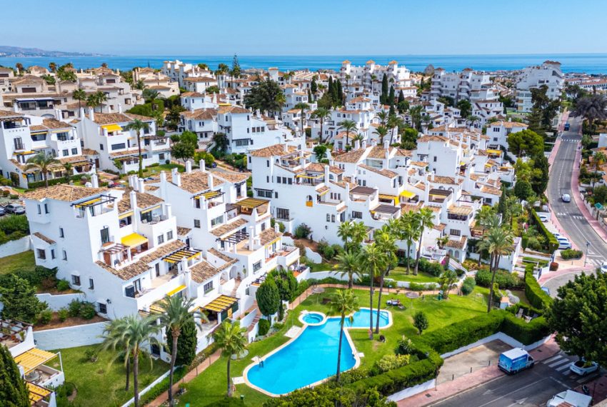 R5203297-Apartment-For-Sale-Nueva-Andalucia-Ground-Floor-3-Beds-163-Built