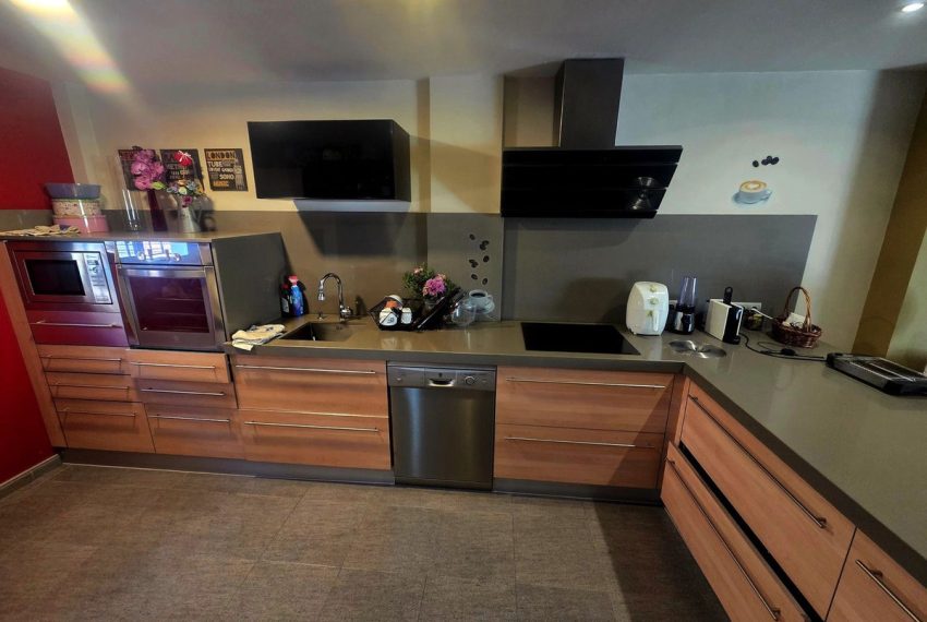 R5204659-Villa-For-Sale-Estepona-Semi-Detached-3-Beds-300-Built-1