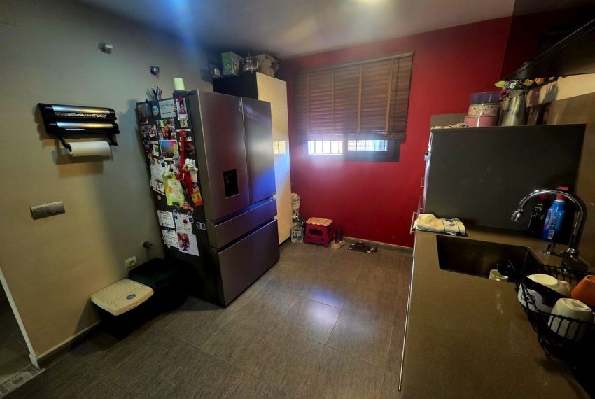 R5204659-Villa-For-Sale-Estepona-Semi-Detached-3-Beds-300-Built-3