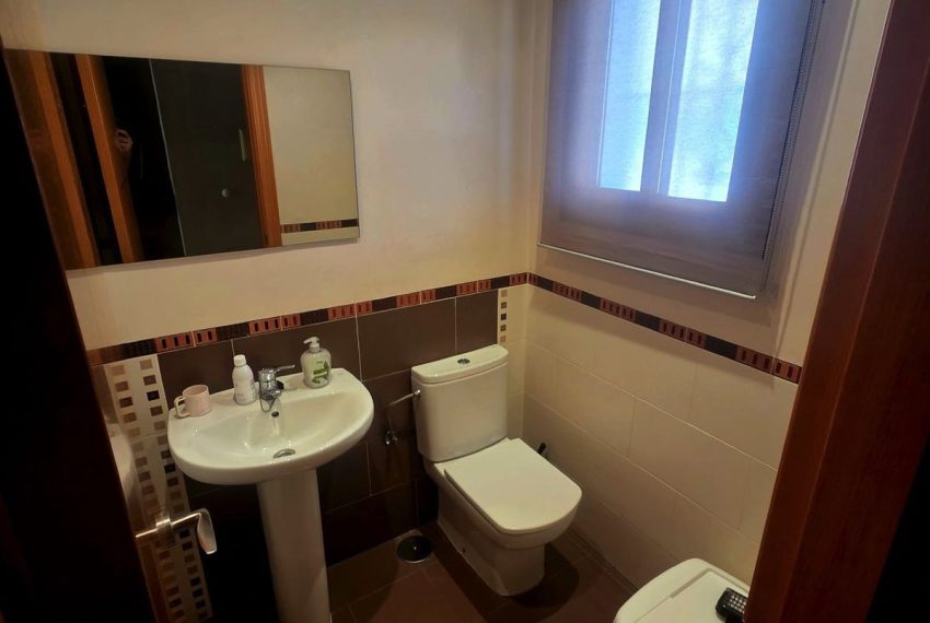 R5204659-Villa-For-Sale-Estepona-Semi-Detached-3-Beds-300-Built-5